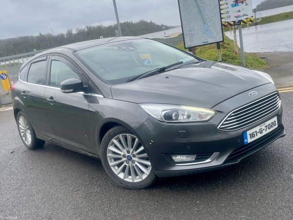 Ford Focus Hatchback, Diesel, 2016, Grey