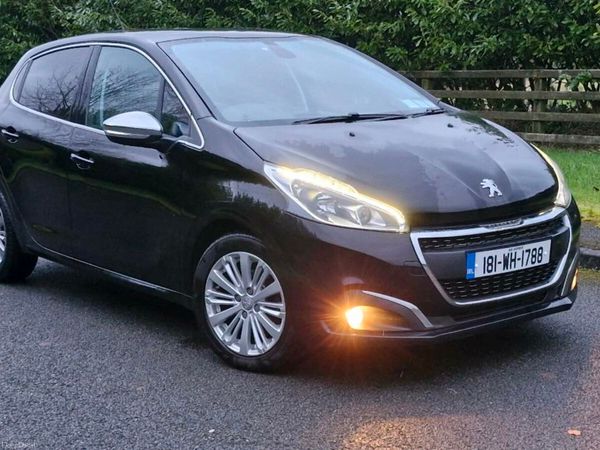 Peugeot 208 Hatchback, Petrol, 2018, Black