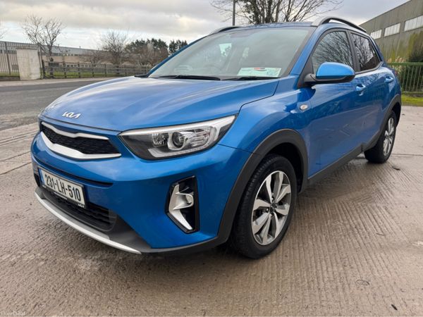 Kia Stonic Hatchback, Petrol, 2023, Blue