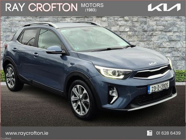 Kia Stonic MPV, Petrol Hybrid, 2023, Blue