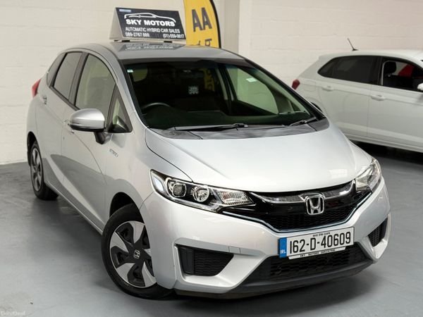 Honda Fit Hatchback, Petrol Hybrid, 2016, Silver