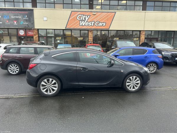 Opel Astra Hatchback, Petrol, 2016, Black