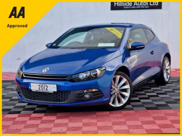 Volkswagen Scirocco Hatchback, Petrol, 2012, Blue