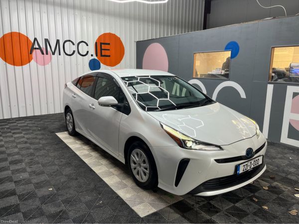 Toyota Prius Hatchback, Petrol Hybrid, 2022, White