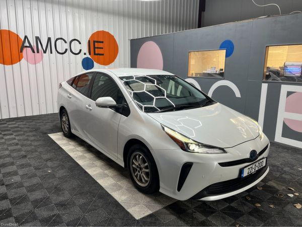 Toyota Prius Hatchback, Petrol Hybrid, 2022, White