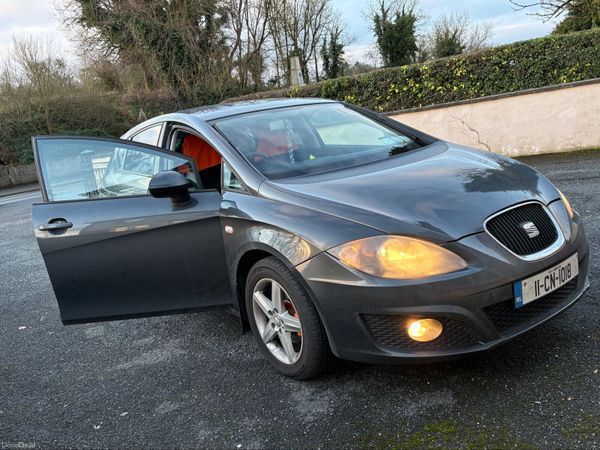 SEAT Leon Hatchback, Diesel, 2011, Grey