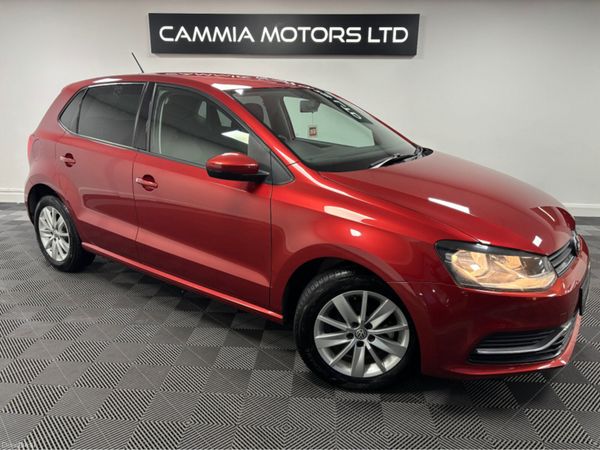 Volkswagen Polo Hatchback, Petrol, 2015, Red