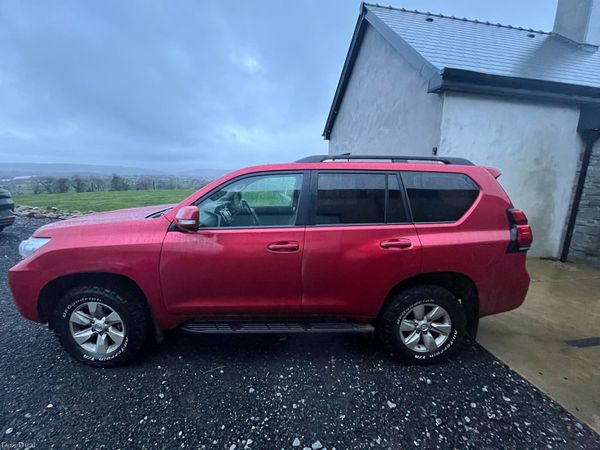 Toyota Land Cruiser SUV, Diesel, 2018, Red