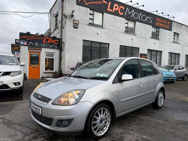 Ford Fiesta Hatchback, Petrol, 2007, Silver