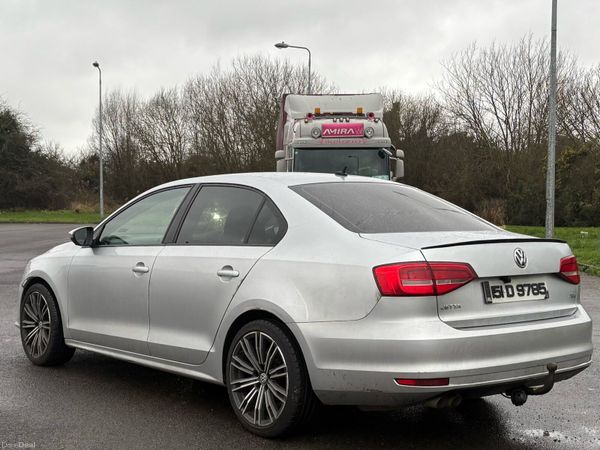 Volkswagen Jetta Saloon, Diesel, 2015, Silver
