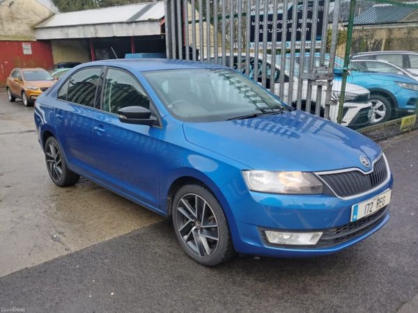 Skoda Rapid Hatchback, Petrol, 2017, Blue