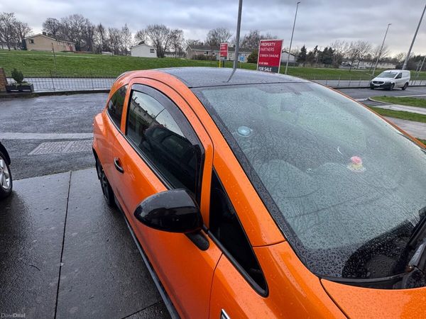 Vauxhall Corsa Hatchback, Petrol, 2009, Orange