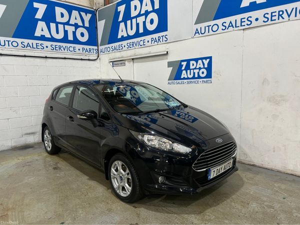 Ford Fiesta Hatchback, Petrol, 2014, Black