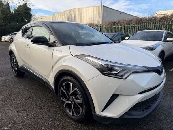 Toyota C-HR SUV, Petrol Hybrid, 2019, White