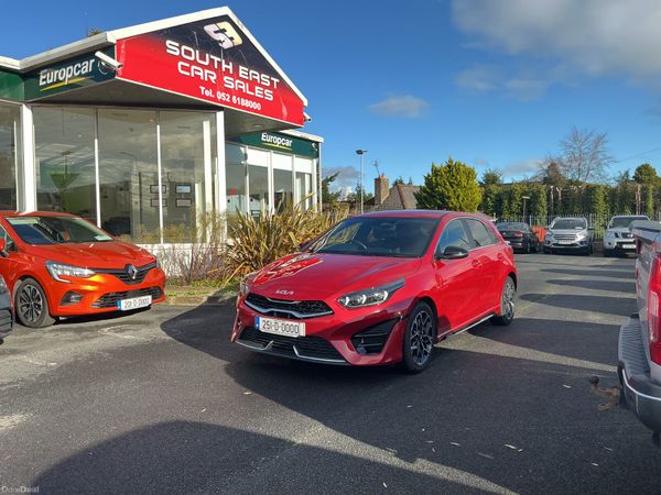 Kia Ceed Hatchback, Petrol, 2025, Red