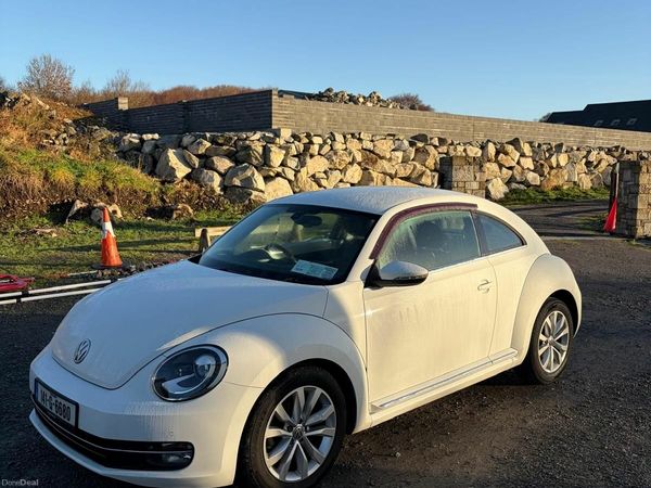 Volkswagen Beetle Hatchback, Petrol, 2014, White