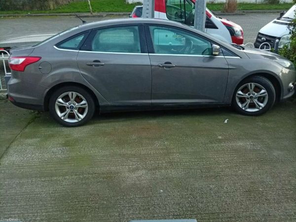Ford Focus Saloon, Diesel, 2012, Brown