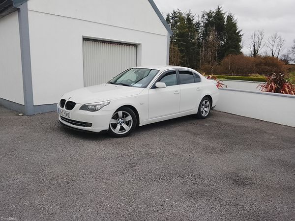 BMW 5-Series Saloon, Diesel, 2009, White