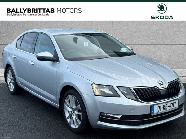 Skoda Octavia Saloon, Diesel, 2017, Silver