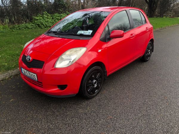 Toyota Yaris Hatchback, Petrol, 2008, Red