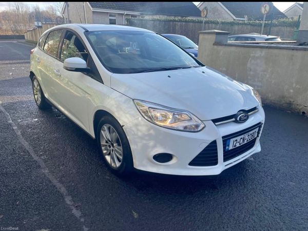 Ford Focus Hatchback, Diesel, 2012, White