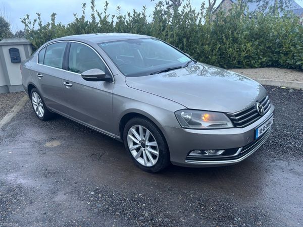 Volkswagen Passat Saloon, Diesel, 2012, Brown