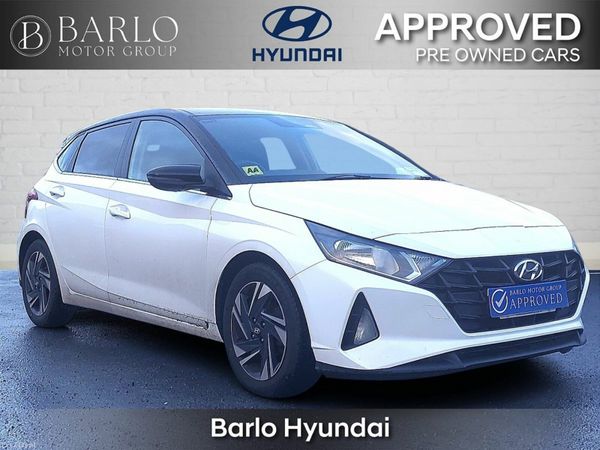 Hyundai i20 Hatchback, Petrol, 2021, White