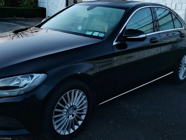 Mercedes-Benz C-Class Saloon, Diesel, 2015, Black