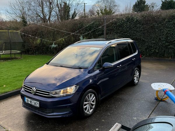 Volkswagen Touran MPV, Diesel, 2018, Blue
