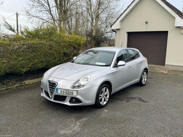 Alfa Romeo Giulietta Hatchback, Petrol, 2011, Grey