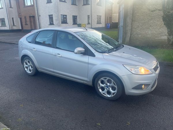 Ford Focus Hatchback, Diesel, 2011, Silver