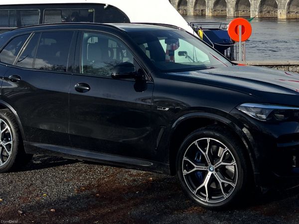 BMW X5 SUV, Petrol Plug-in Hybrid, 2021, Black