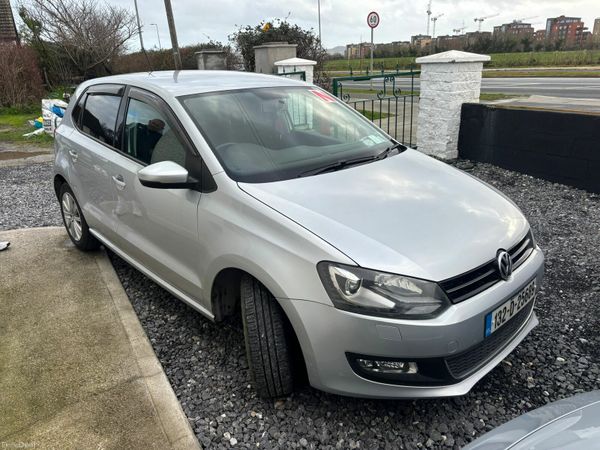 Volkswagen Polo Hatchback, Petrol, 2013, Silver