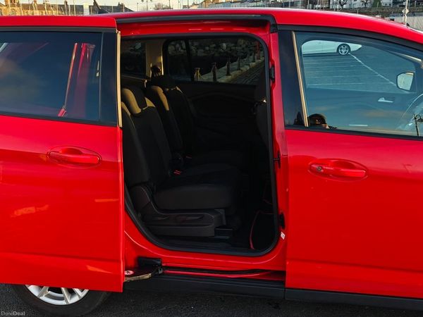 Ford C-Max MPV, Petrol, 2019, Red