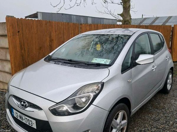 Hyundai ix20 MPV, Petrol, 2012, Silver