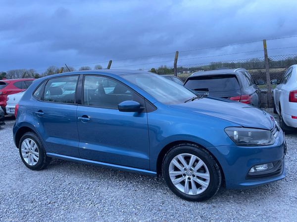 Volkswagen Polo Hatchback, Petrol, 2017, Blue