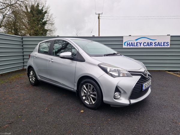Toyota Yaris Hatchback, Petrol, 2016, Silver
