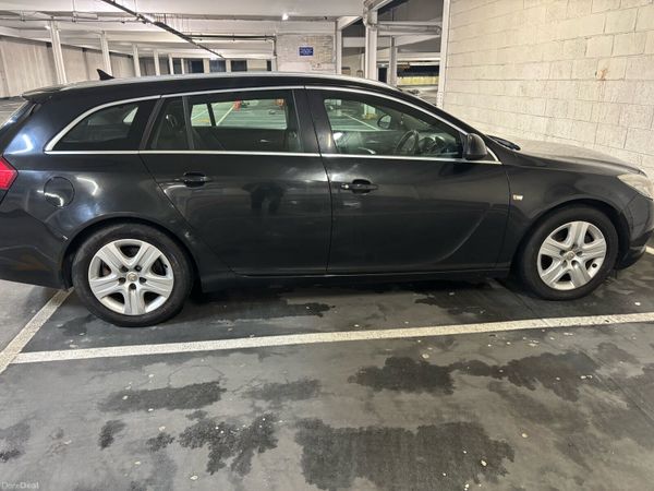 Vauxhall Insignia Estate, Diesel, 2013, Black