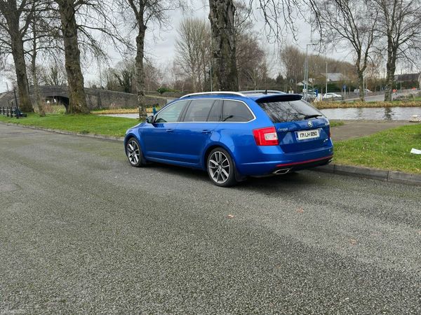 Skoda Octavia Estate, Diesel, 2017, Blue