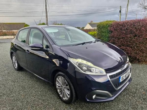 Peugeot 208 Hatchback, Petrol, 2018, Blue