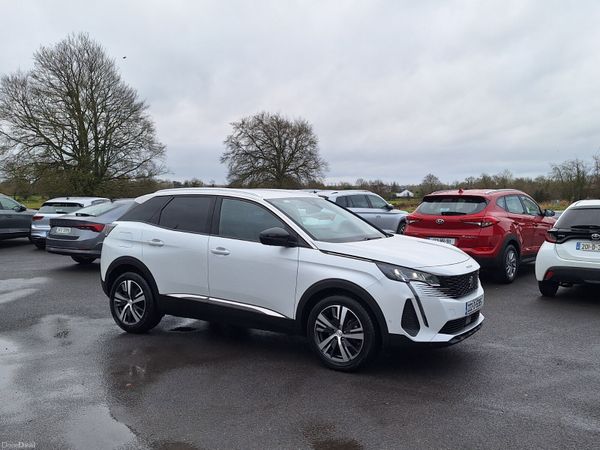 Peugeot 3008 MPV, Diesel, 2022, White