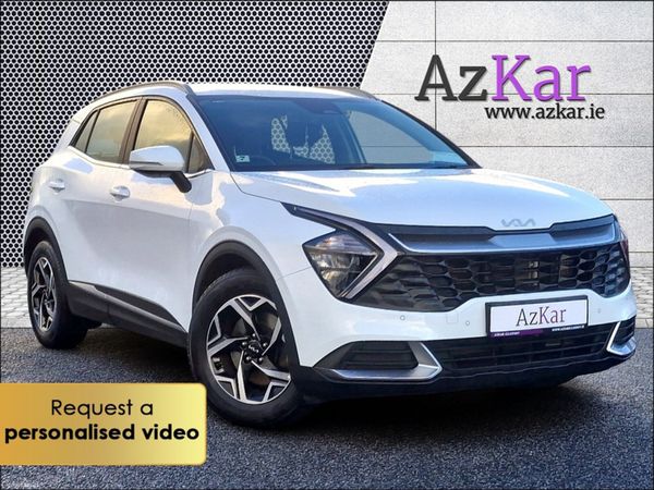 Kia Sportage MPV, Diesel, 2022, White
