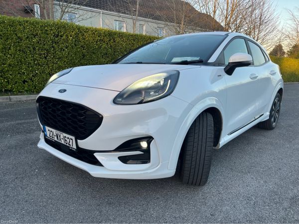 Ford Puma MPV, Petrol Hybrid, 2022, White