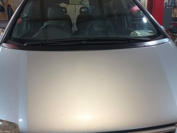 Volkswagen Sharan MPV, Diesel, 2004, Silver