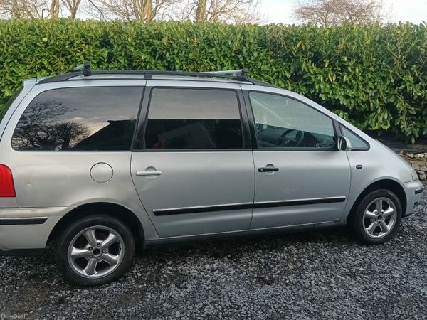 Volkswagen Sharan MPV, Diesel, 2004, Silver