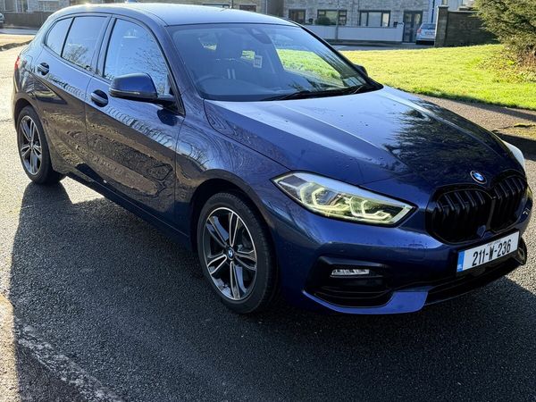 BMW 1-Series Hatchback, Diesel, 2021, Blue