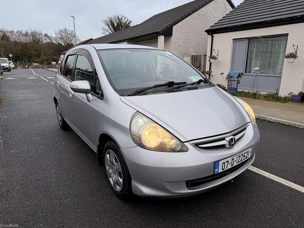 Honda Fit Hatchback, Petrol, 2007, Silver