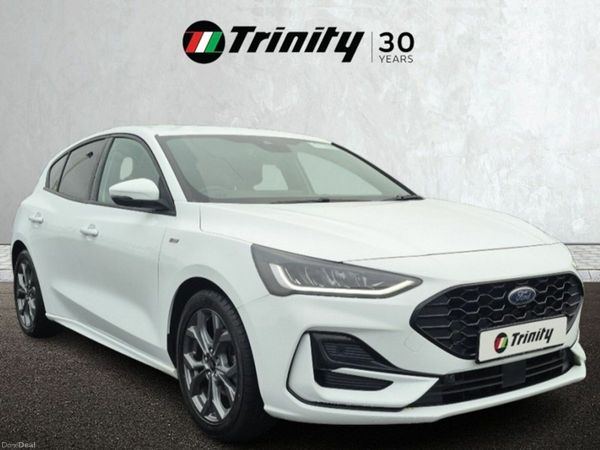 Ford Focus Hatchback, Petrol, 2023, White