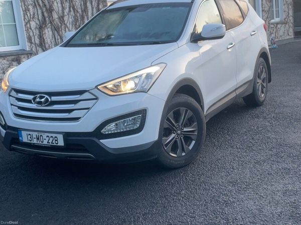 Hyundai Santa Fe SUV, Diesel, 2013, White