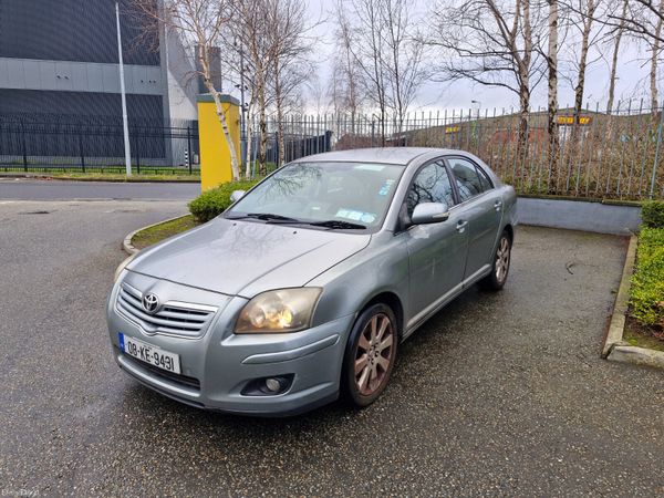 Toyota Avensis Hatchback, Diesel, 2008, Silver